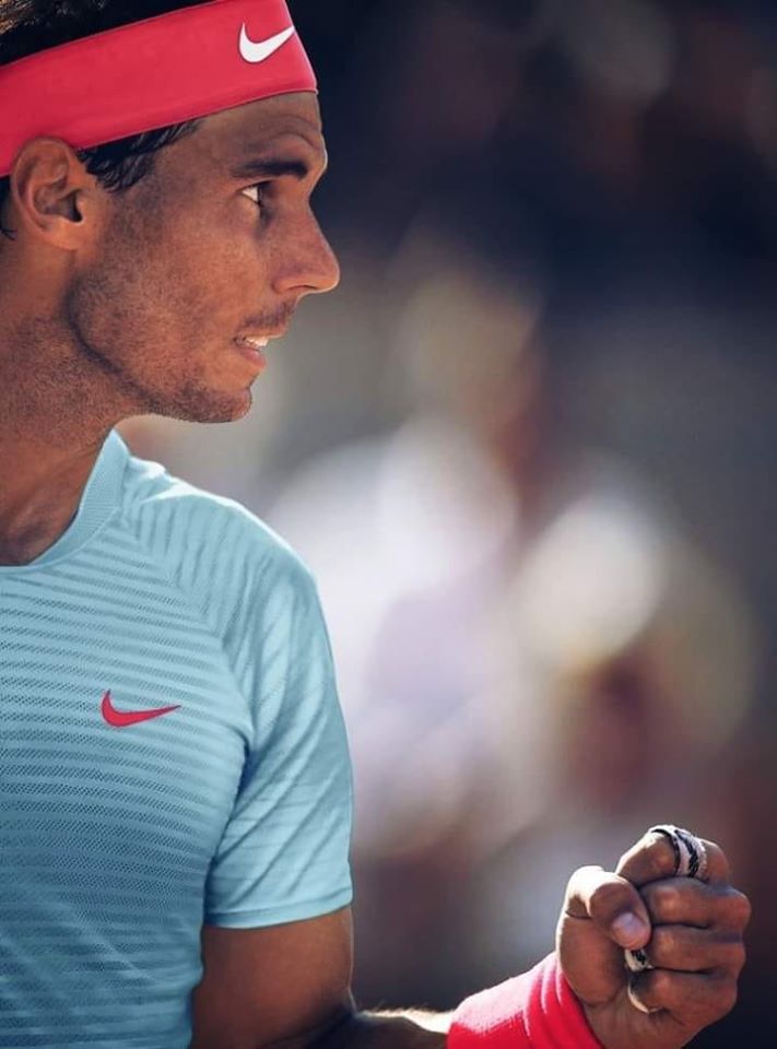Nike Tennis - NikeCourt Rafa AeroReact T-Shirt
